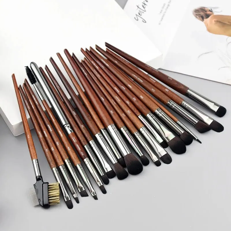 Ensemble complet de pinceaux de maquillage pour les yeux en bois naturel, kit de maquillage Pro pour fard à paupières, surligneur, sourcils, lèvres, cils, pratique — image 3