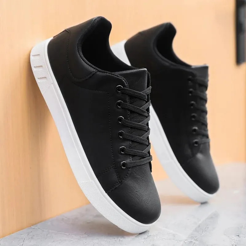 Fekete Vulkanizált tornacipő Férfi Lapos Kényelmes Cipők Fűzős Zapatillas Hombre Őszi tavaszi divatos tornacipők 39-48-as — image 2