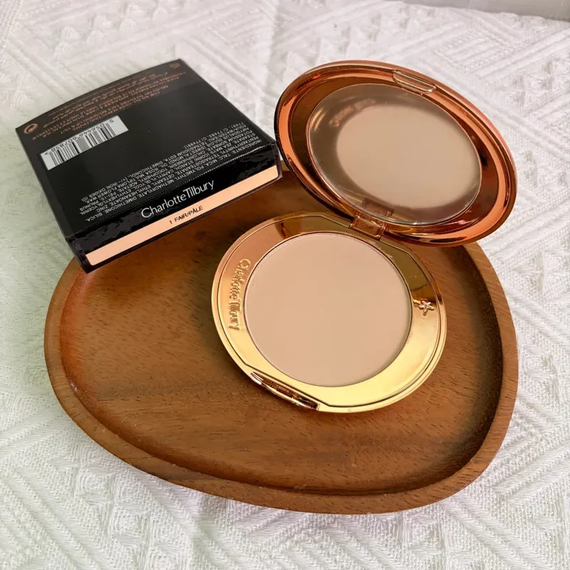 Charlotte Tilbury Setting Powder Compact Lip Gloss Foundation Two-tone Blush Eyeshadow Palette Lightweight Delicate Long-lasting