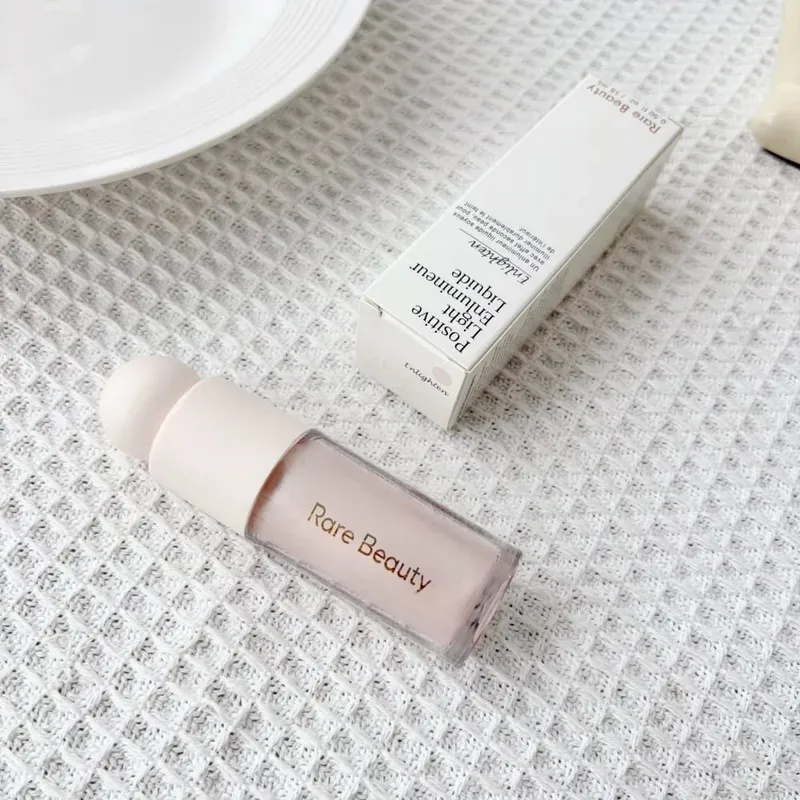 Rare Beauty Light Silky Touch innovatív kiemelő vízálló hosszan tartó szájfény folyékony kontúr smink kozmetikai ajándék