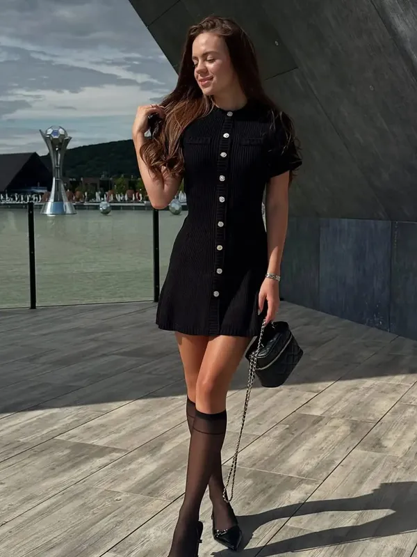Polka Dot Slim נשים קיץ מיני שמלת מוצק עמוק צווארון V שרוולים נפוחים קפלים כפתור קדמי שמלות קצרות 2026 ליידי ללבוש יומי — image 9