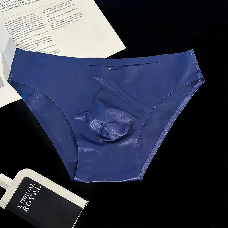 Panlalaking Ice Silk Briefs Ultra-manipis na Seamless Sexy Panties Mabilis na Napapatuyo U Ubulge Pouch Breathable Underwear Luxury Glossy Underpants — image 10