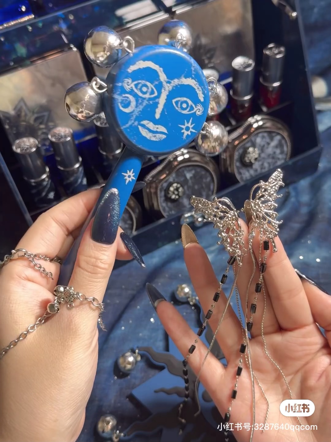 סדרת Girlcult Hmong Witch ALLIN קופסת מתנה לאיפור צללית קרם רב תכליתי ליפ גלוס כף יד מראה מראה סט מתנה