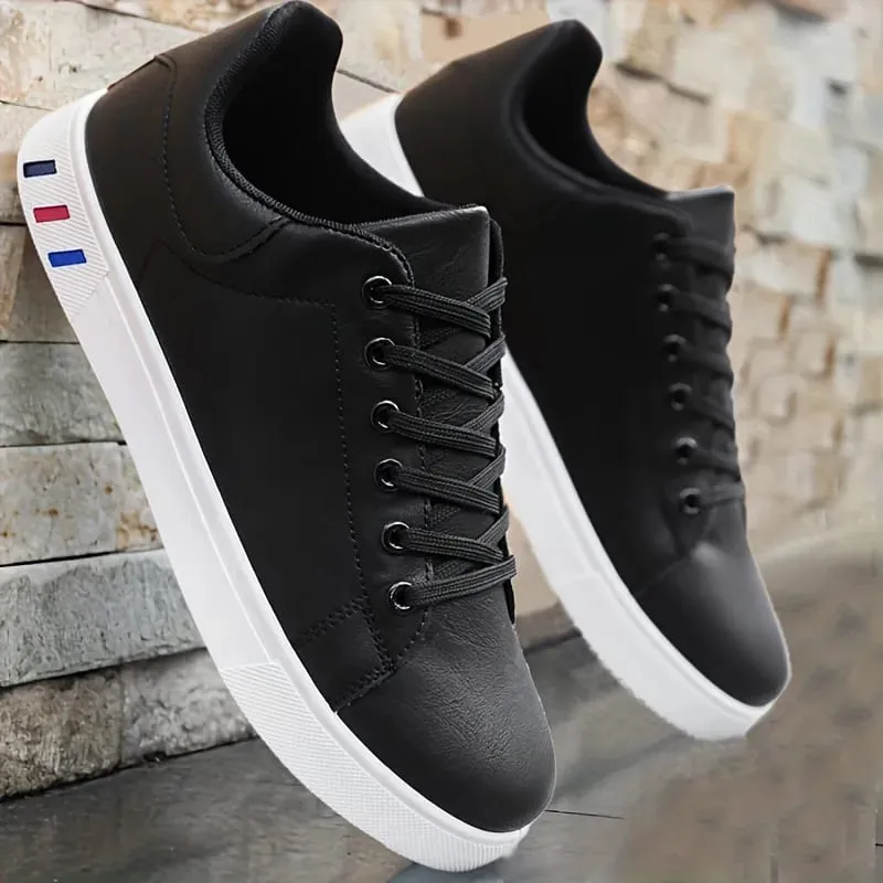 Fekete Vulkanizált tornacipő Férfi Lapos Kényelmes Cipők Fűzős Zapatillas Hombre Őszi tavaszi divatos tornacipők 39-48-as — image 9