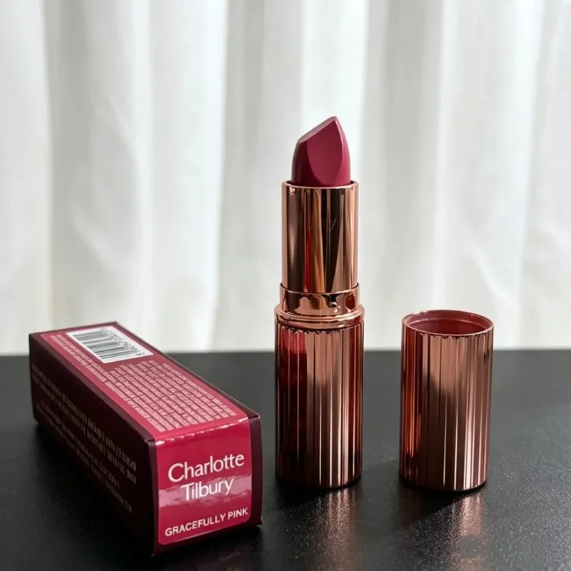 שרלוט טילבורי כרית חדשה לדבר ביג שפתיים Plumpgasm Lip Cheat קולגן שפתיים אמבטיה CT Lipliner איפור שפתון לחות ליפ גלוס — image 22