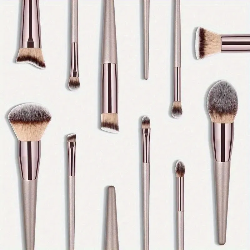 Ensemble de pinceaux de maquillage, couleur Champagne et or, pour fond de teint, poudre libre, correcteur de Blush, fard à paupières, Kit d'outils de beauté professionnels, 10 pièces — image 2