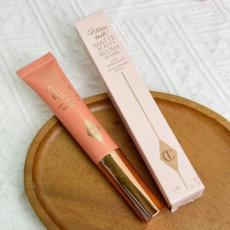 שרלוט טילבורי כרית חדשה לדבר ביג שפתיים Plumpgasm Lip Cheat קולגן שפתיים אמבטיה CT Lipliner איפור שפתון לחות ליפ גלוס — image 30