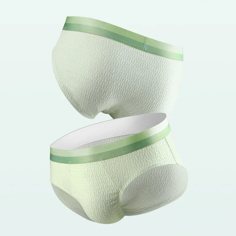 2PCS Men's triangular underpants, pure cotton men's style, made of baby cotton. The underpants are of a thin style for summer,