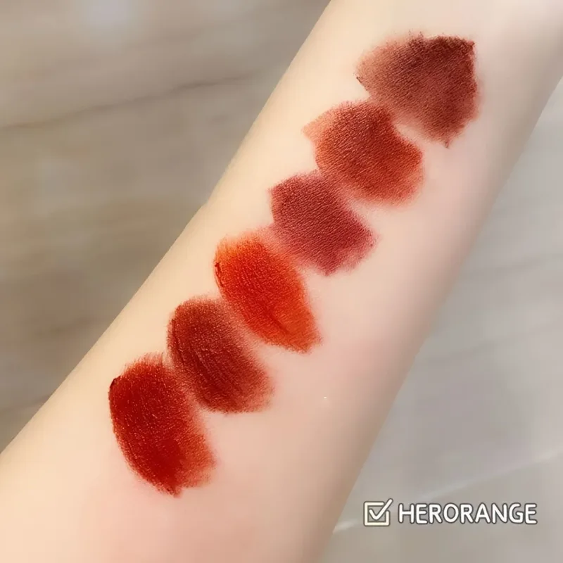 Herorange Velvet Matte Lip Mud Χαμηλού κορεσμού Αδιάβροχο μακράς διαρκείας, μη κολλώδες μακιγιάζ για τα χείλη