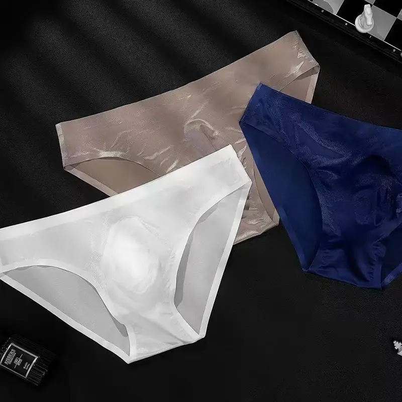 Panlalaking Ice Silk Briefs Ultra-manipis na Seamless Sexy Panties Mabilis na Napapatuyo U Ubulge Pouch Breathable Underwear Luxury Glossy Underpants — image 2