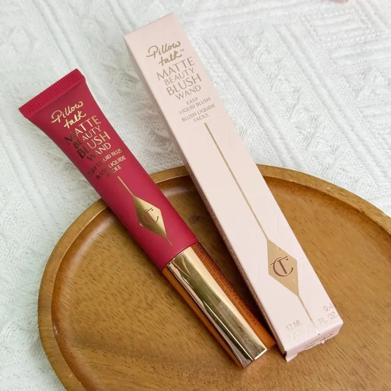 שרלוט טילבורי כרית חדשה לדבר ביג שפתיים Plumpgasm Lip Cheat קולגן שפתיים אמבטיה CT Lipliner איפור שפתון לחות ליפ גלוס — image 29