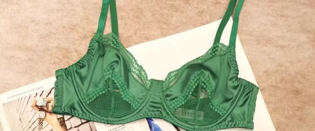 Παριζιάνικο Σετ Εσώρουχα | Chantilly Lace & Mesh Cutouts | Υποστήριξη EU 85B | Αβίαστα γαλλικά σέξι σουτιέν αδυνατίσματος — image 14