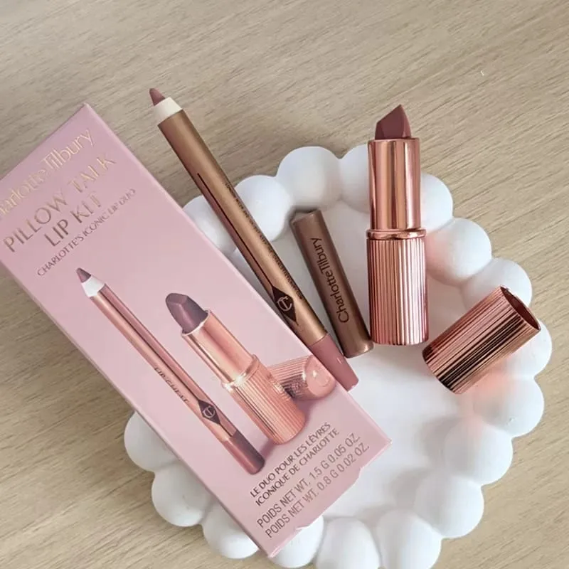 Charlotte Tilbury Lip Liner Set με αιθέριο έλαιο Silky Blush Foundation που είναι απαλό, ελαφρύ φυσικό και θολό μακιγιάζ — image 14