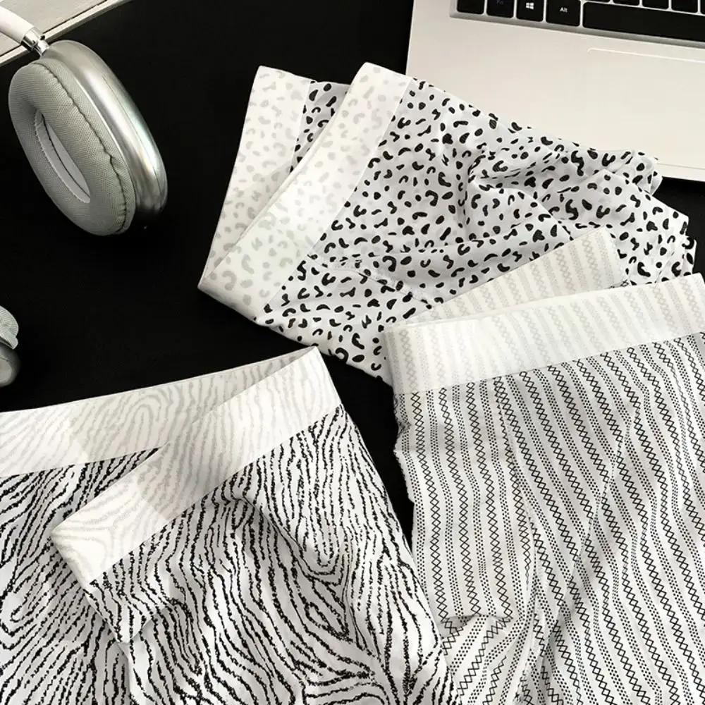 Fashion Manipis na Ice Silk Boxer Briefs na See Through Stripe Leopard Print Boxers Nakakahinga ng Seamless Cool Feeling Underpants Araw-araw — image 6