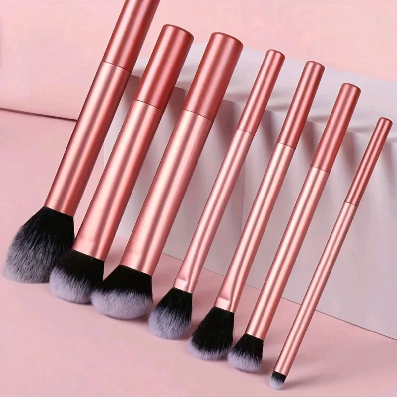 Ensemble de pinceaux de maquillage professionnels, 7 pièces, poils synthétiques doux de qualité supérieure, pour fond de teint, Blush, fard à paupières, outils de maquillage cosmétique — image 10