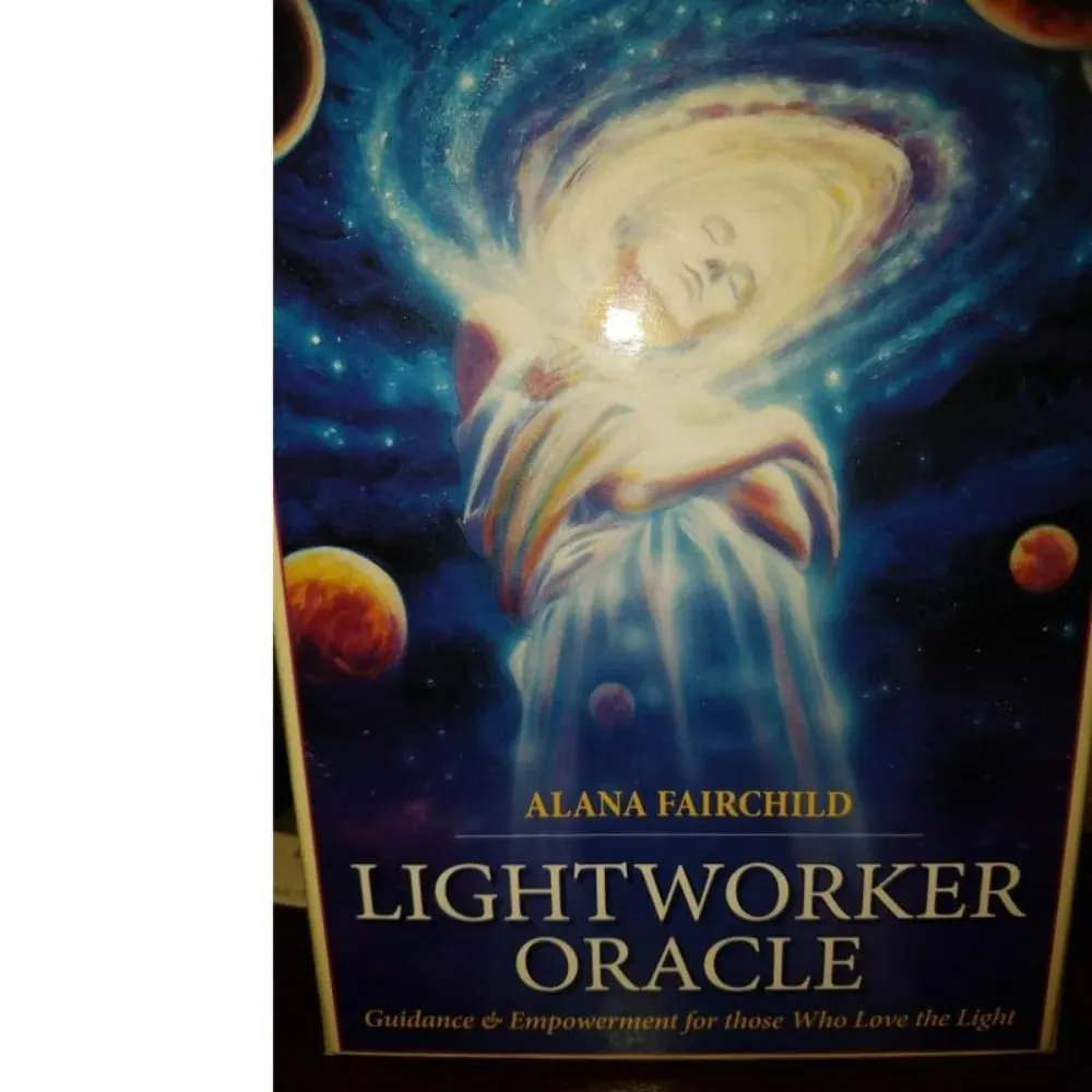 Lightworker Oracle: Guidance & Empowerment for Those Who Love the Light — image 6