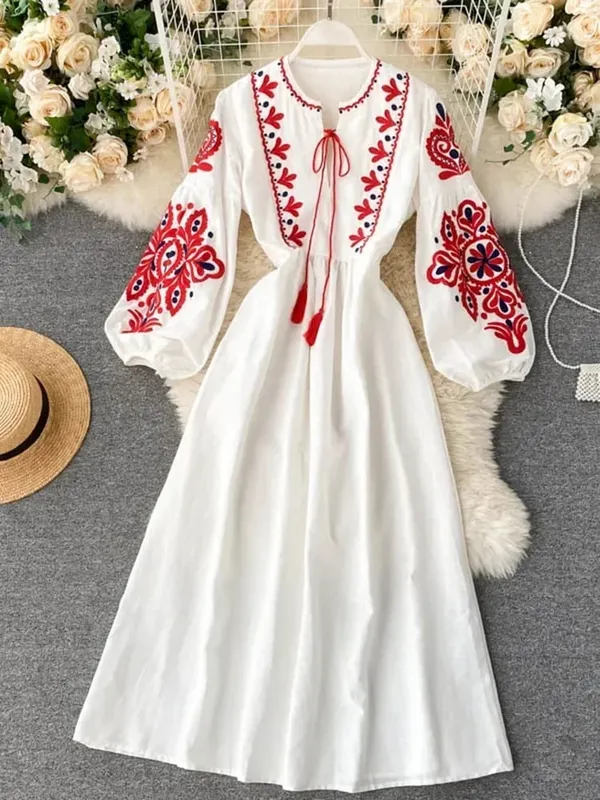Női őszi ruhák Bohém hímzett virágos O-nyakú lámpás ujjú, magas derékú, redőzött ruha, Női Vestidos PL393