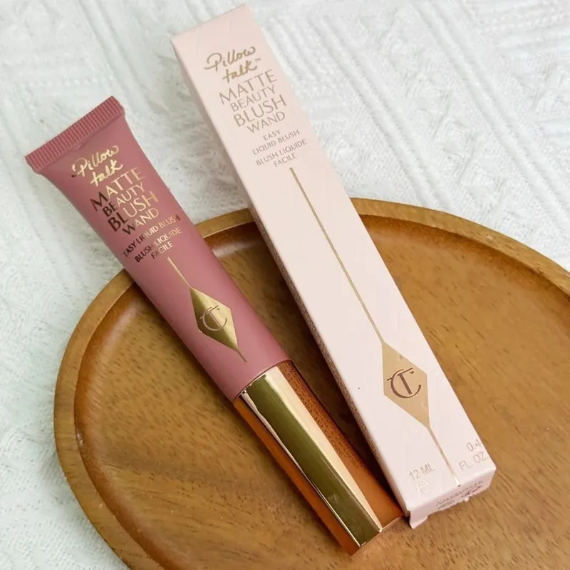 שרלוט טילבורי כרית חדשה לדבר ביג שפתיים Plumpgasm Lip Cheat קולגן שפתיים אמבטיה CT Lipliner איפור שפתון לחות ליפ גלוס — image 31