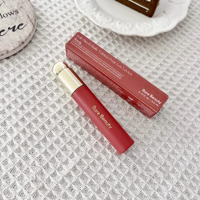 Rare Beauty Light Silky Touch innovatív kiemelő vízálló hosszan tartó szájfény folyékony kontúr smink kozmetikai ajándék