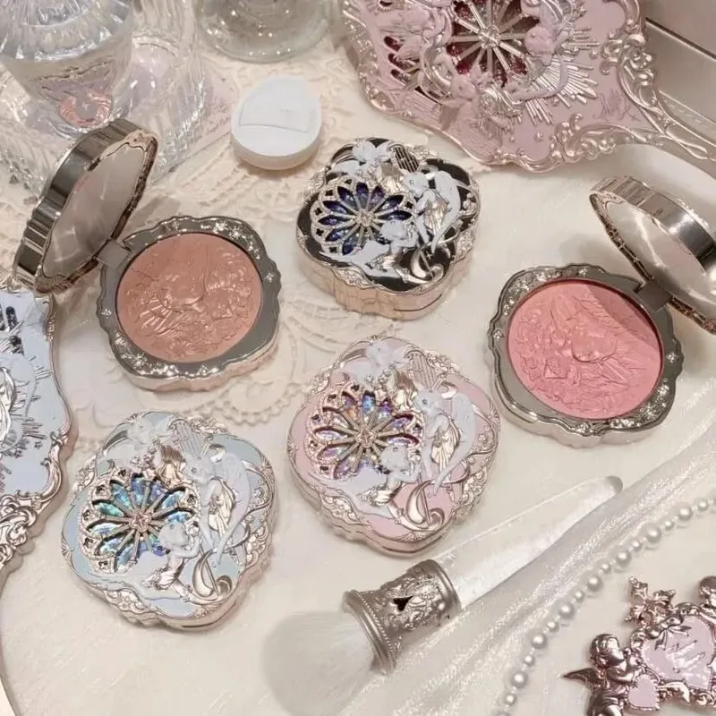 Συλλογή Flower Knows Little Angel Κουτί δώρου Μακιγιάζ Eyeshadow Blush Cream Matte Lipstick Full Kit All