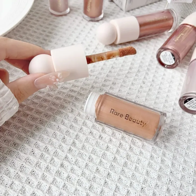 Rare Beauty Light Silky Touch innovatív kiemelő vízálló hosszan tartó szájfény folyékony kontúr smink kozmetikai ajándék