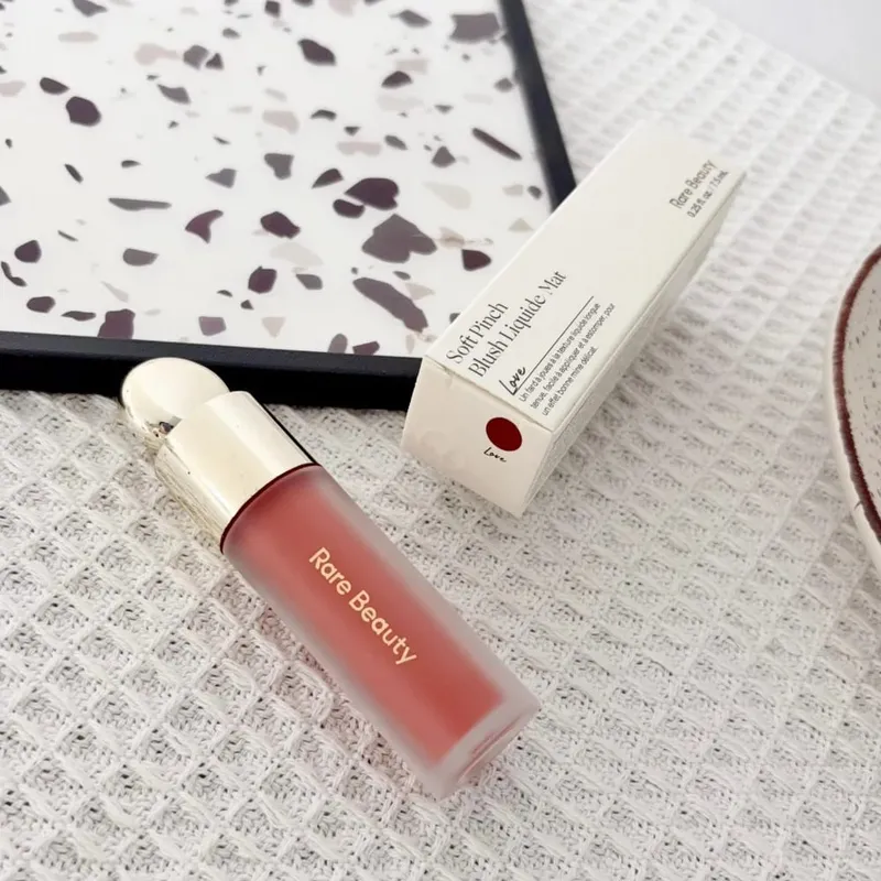 Rare Beauty Soft Pinch Liquid Blush Μεταξένιο και γλιστράει σε απαλό, μακράς διαρκείας, παχύρρευστο μακιγιάζ, τέλειο Flush χωρίς ραφή Matte Dewy — image 15