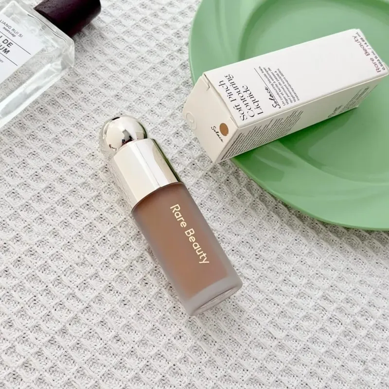 Rare Beauty Light Silky Touch innovatív kiemelő vízálló hosszan tartó szájfény folyékony kontúr smink kozmetikai ajándék