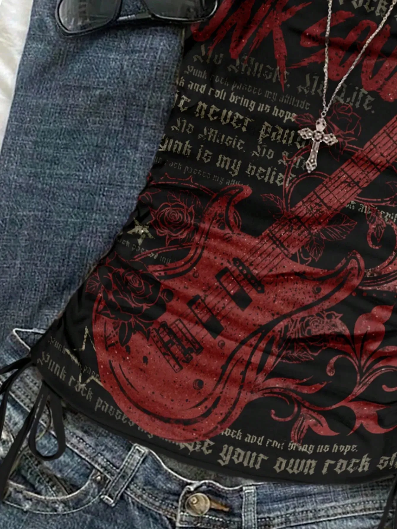 Női alkalmi retro, húzózsinóros elülső vágott mellény Y2K és gitárnyomatokhoz tavasszal és nyáron — image 8