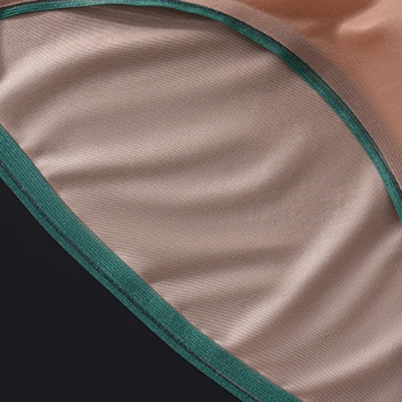 White Men Briefs Stylish Low Waist Panties Briefs 50 Polyamide 50 Spandex Solid Pattern Design Breathable Fabric