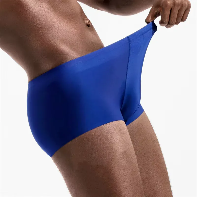 Boxer in seta di ghiaccio senza cuciture da uomo mutande maschili in tinta unita intimo sexy ultrasottile pantaloncini da baule FREDDI estivi